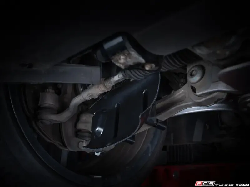ECS TUNING - Audi B8 Brake Cooling Duct Set